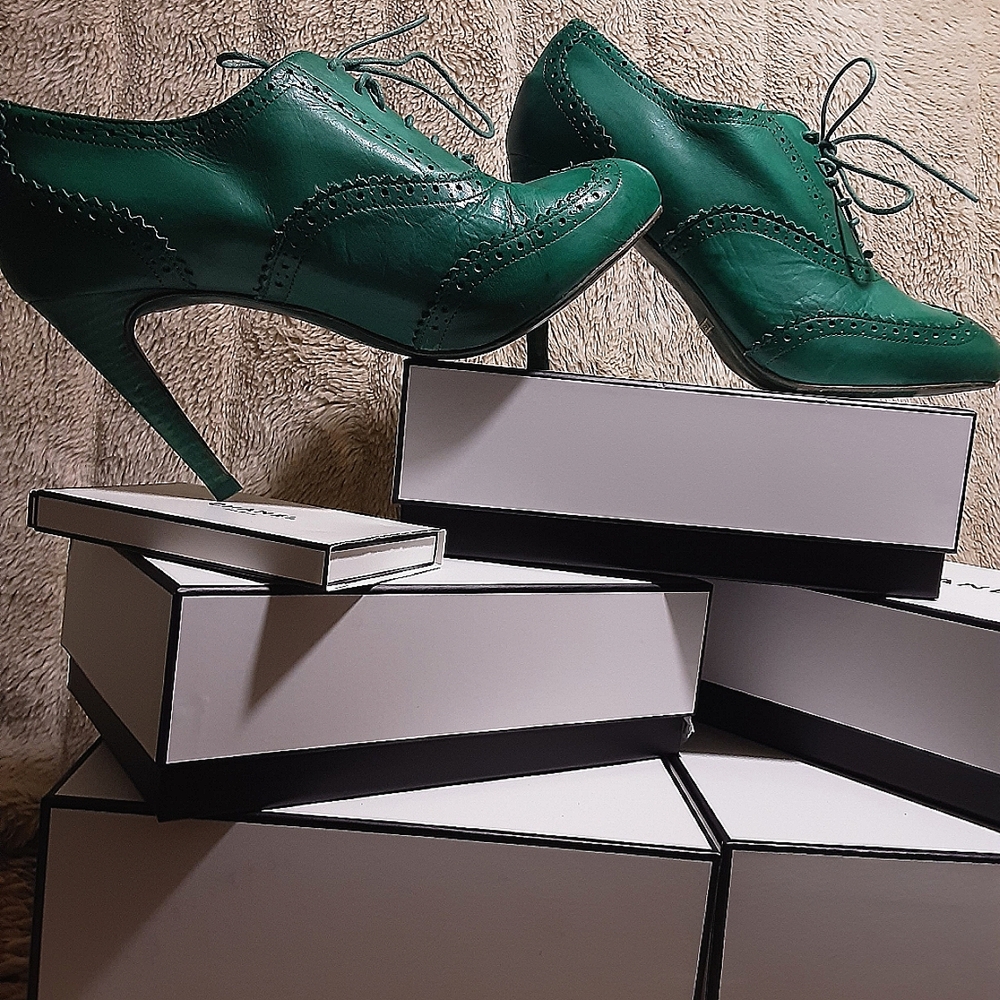 Cole Haan  Nike Air Lucinda Leather Oxford Heels